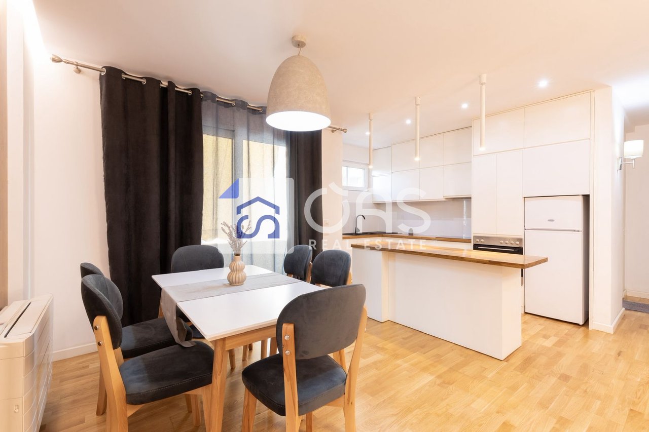 Apartment 2+1 for sale in Zogu Zi.
