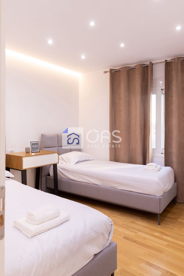 Apartment 2+1 for sale in Zogu Zi.