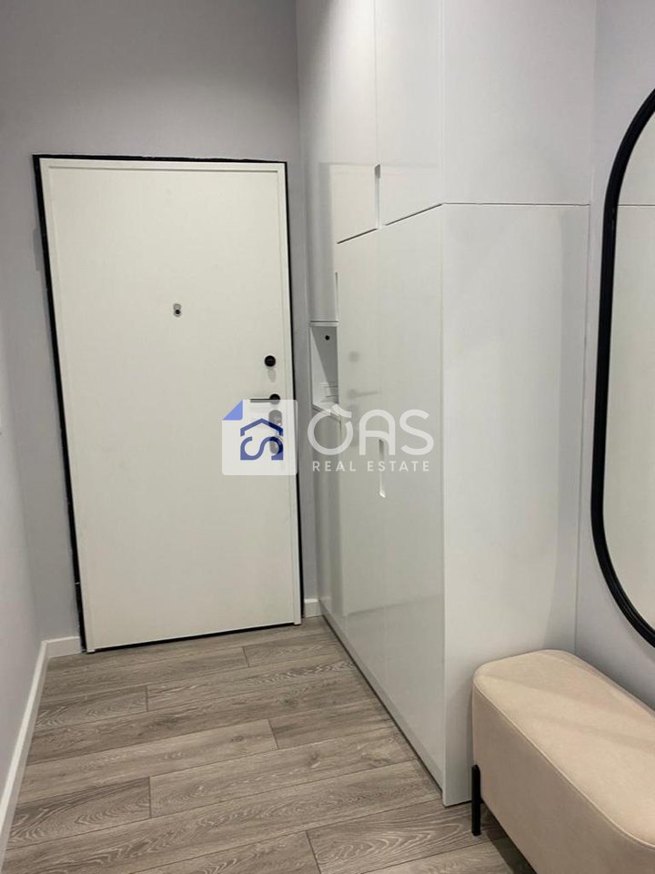 Shitet apartament 2+1  ne Vlore  Skel ( lagjen 10 Korriku) 230.000 euro