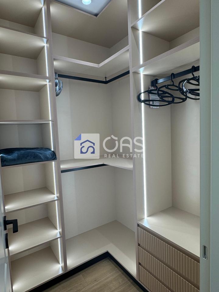 Shitet apartament 2+1  ne Vlore Vlore Skel ( lagjen 10 Korriku) Cmimi :300.000 euro