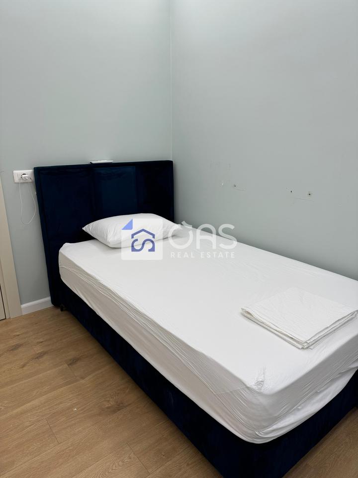 Shitet apartament 2+1  ne Vlore Vlore Skel ( lagjen 10 Korriku) Cmimi :300.000 euro