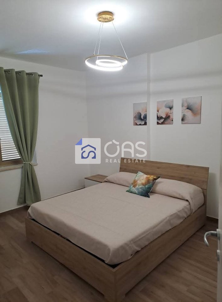 Jepet me qera apartment 2+1 tek Rruga Kosovareve