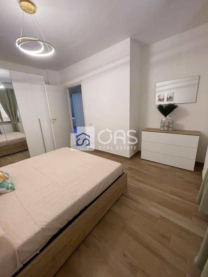 Jepet me qera apartment 2+1 tek Rruga Kosovareve