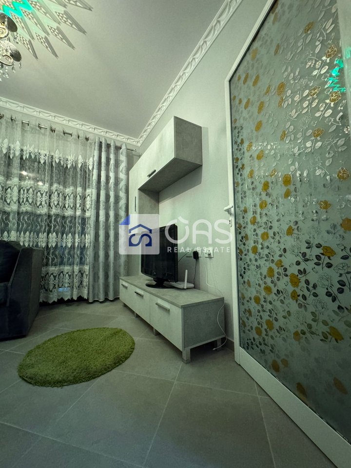 Jepet apartament me qera 2+1 tek Green City (Astir)