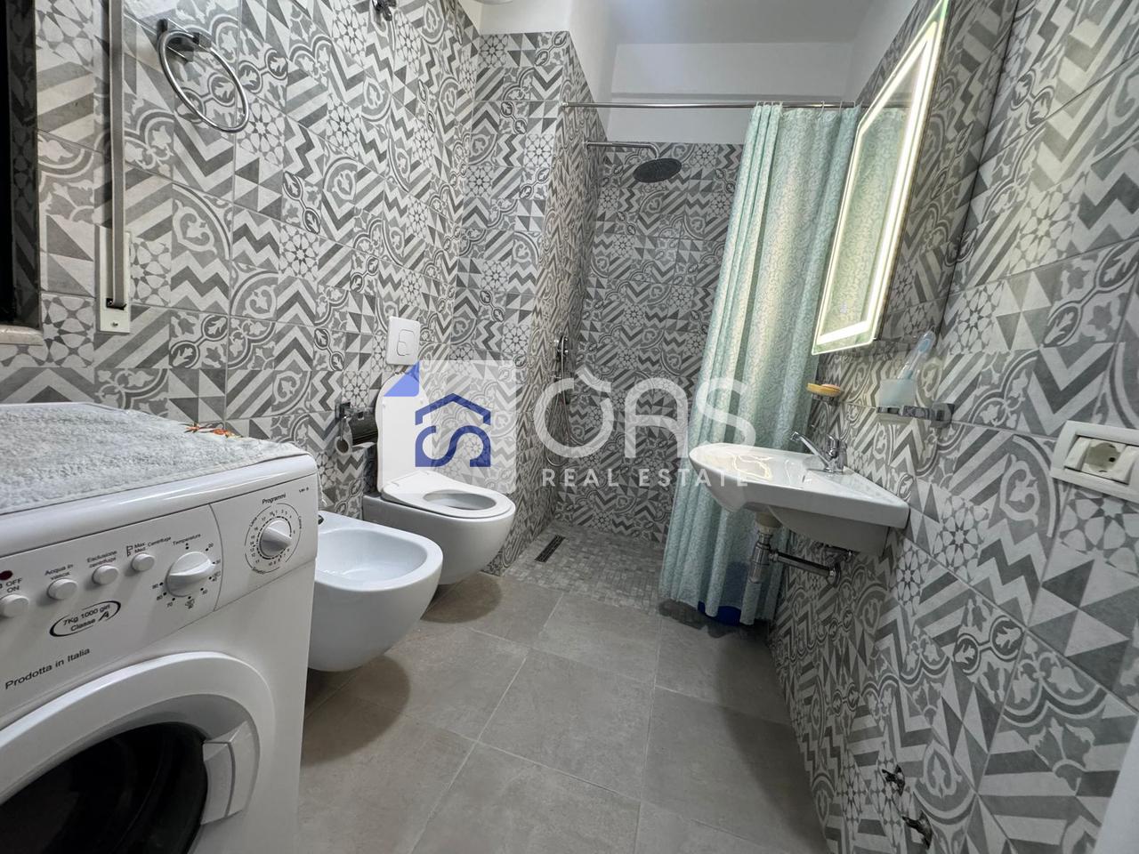 Jepet apartament me qera 2+1 tek Green City (Astir)