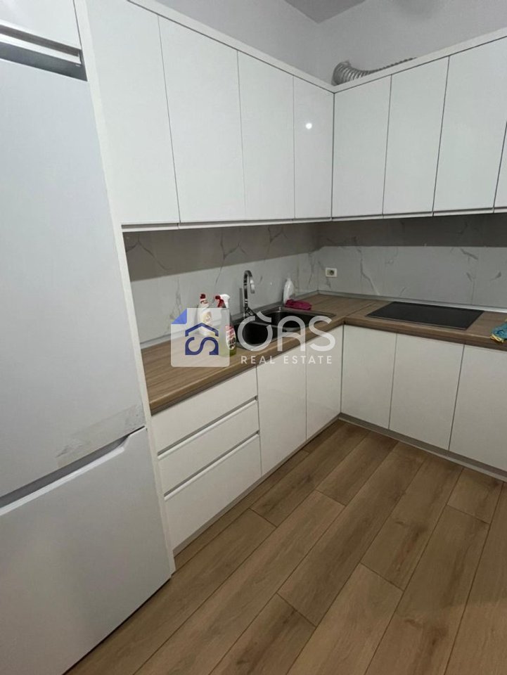 1+1 Apartment for Rent in Kthesa e Kamzes, Tirana - 400€ | 60 m²