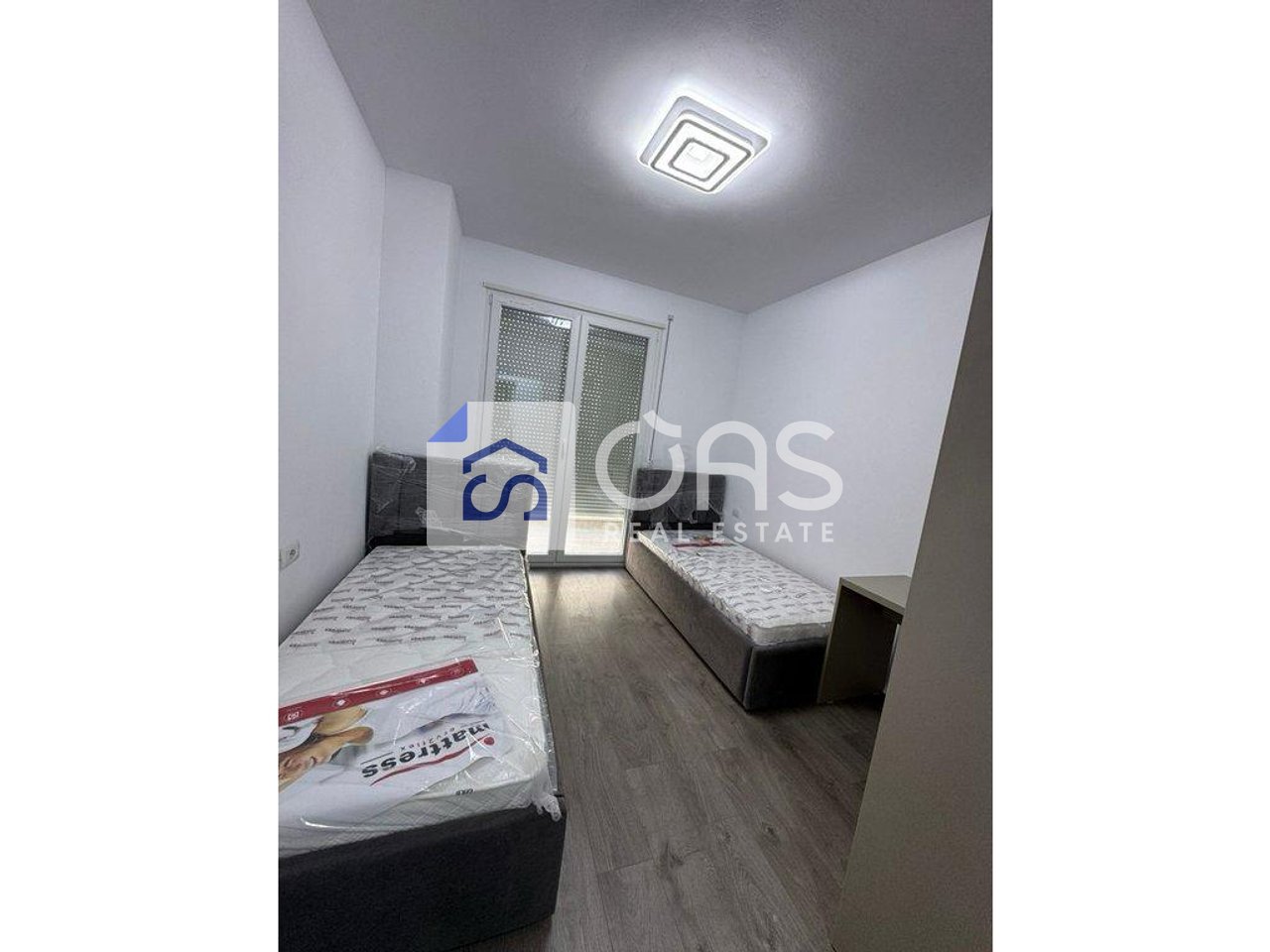 Apartament me qera 2+1+2 Tek Univers City