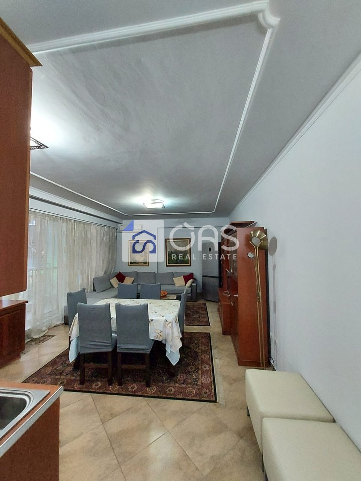 Apartament 2+1 Me Qira Perballe Kompleksin Delijorgji, Tiranë - 750€ | 90 m²