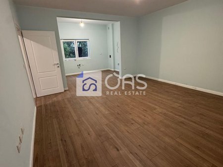 Villa 4+2 For Rent in Kombinat, Tirana - 1200 Euro (Net) | 214 m²