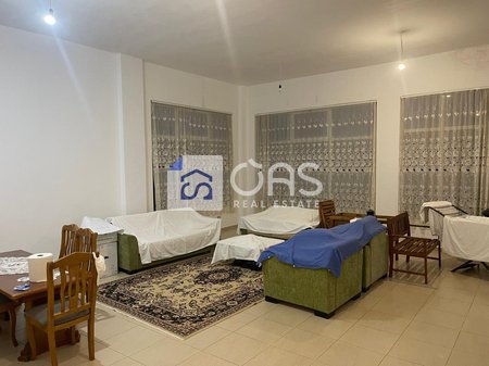 Shtëpi 2+1 Me Qira në Bërzhitë, Tiranë - 400€ | 300 m²