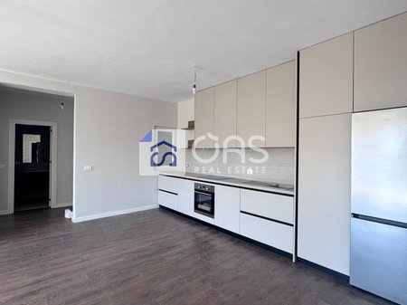 2+1+2 apartment for rent near Bulevardi i Ri