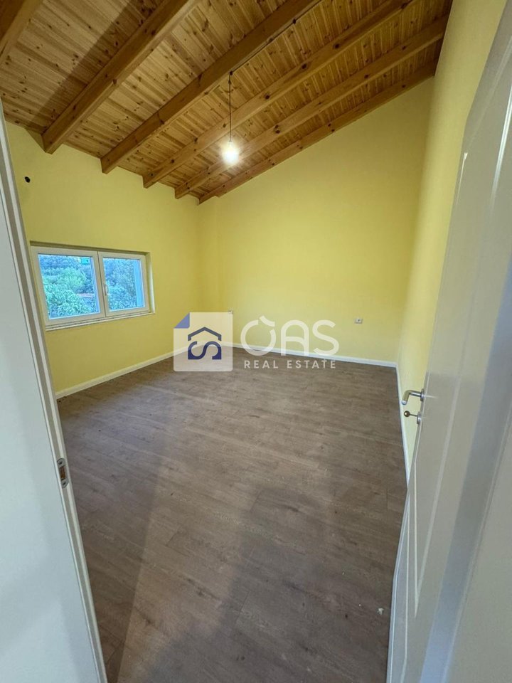 Villa 4+2 For Rent in Kombinat, Tirana - 1200 Euro (Net) | 214 m²