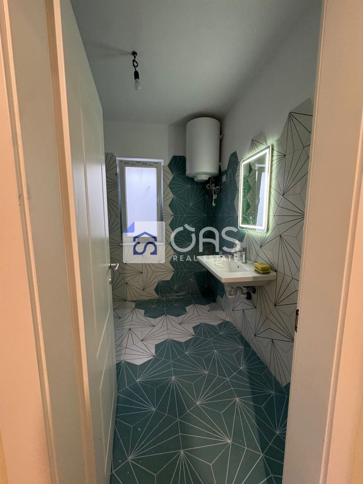 Villa 4+2 For Rent in Kombinat, Tirana - 1200 Euro (Net) | 214 m²