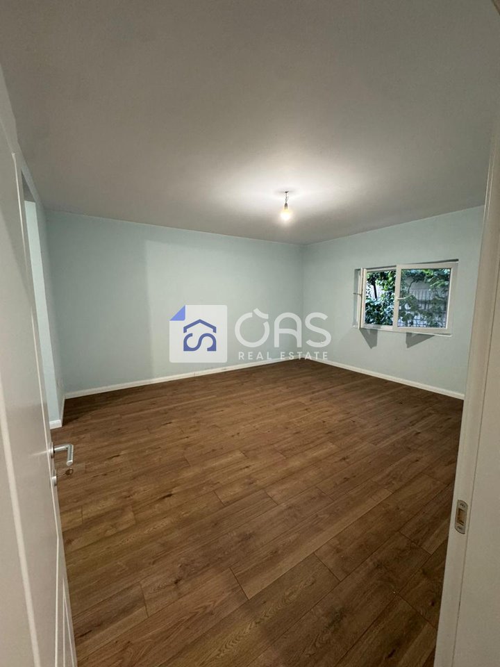 Villa 4+2 For Rent in Kombinat, Tirana - 1200 Euro (Net) | 214 m²