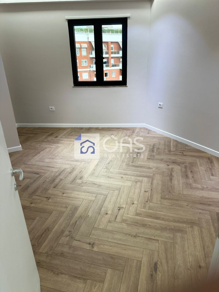 Apartament me qera 2+1+2 Ne Astir