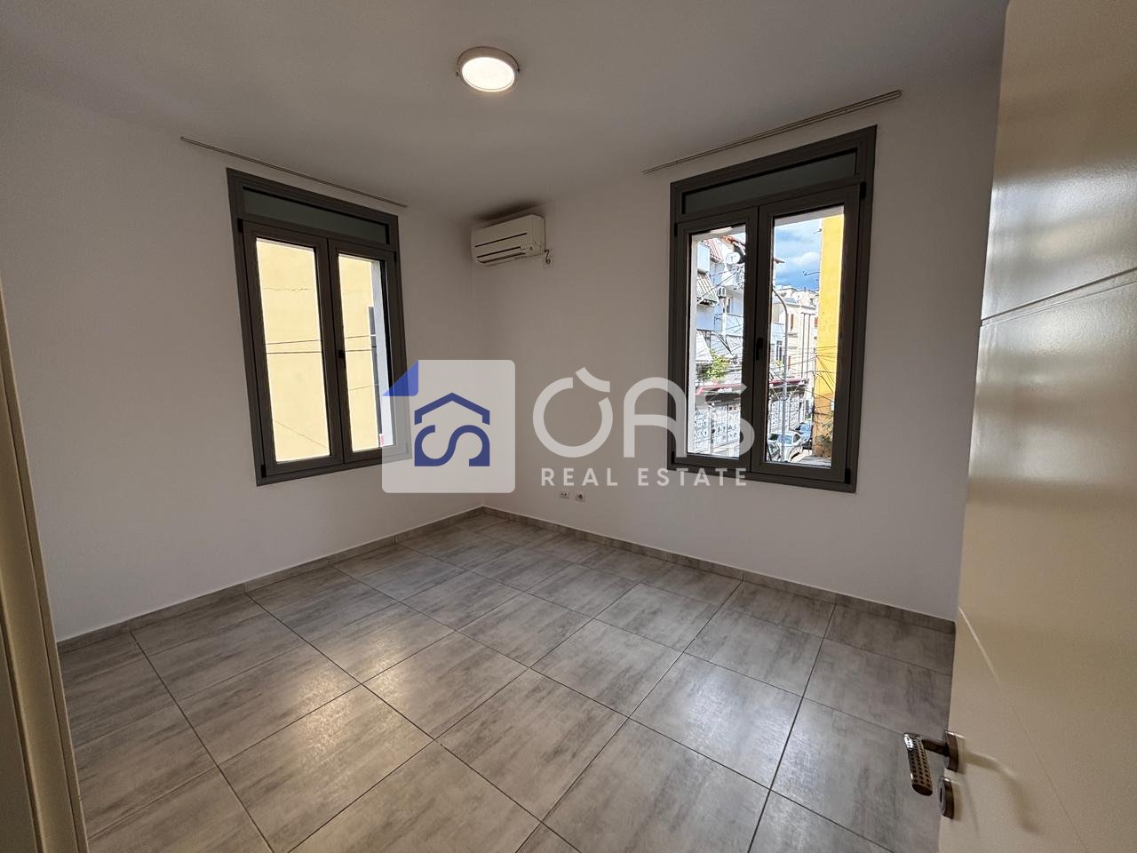 Jepet me qera Apartament Per Biznes tek Rruga e Dibrës, Tiranë - 500€ | 75 m²