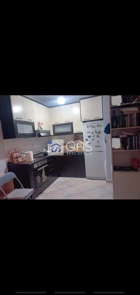 Apartament 1+1 Me Qira në Yzberisht, Tiranë – 400€ | 60 m²