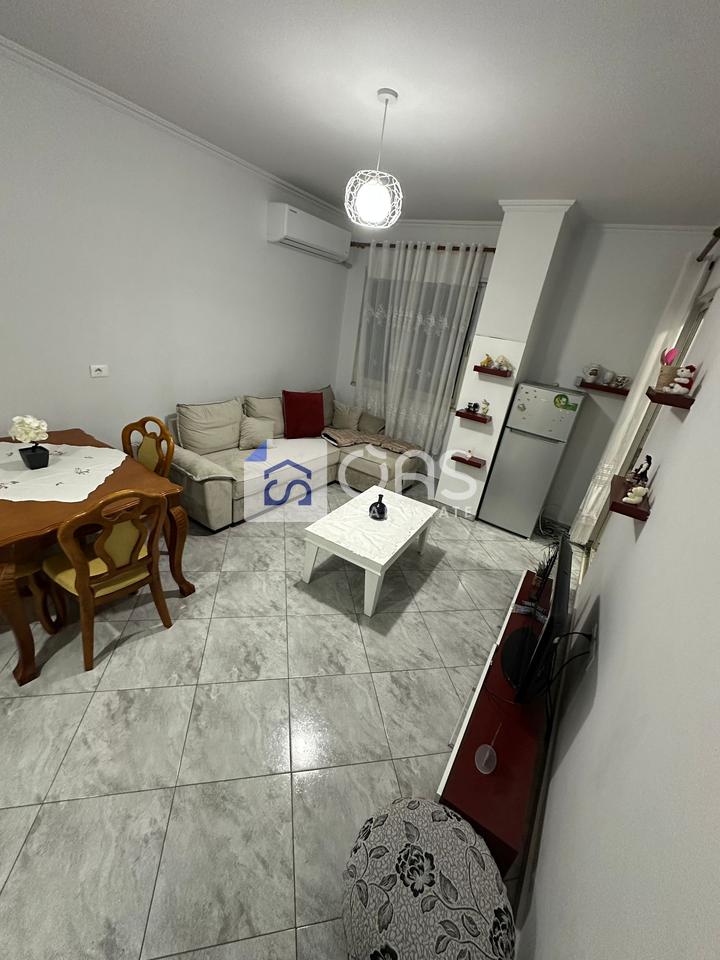 Appartamento 2+1 in affitto ad Astir