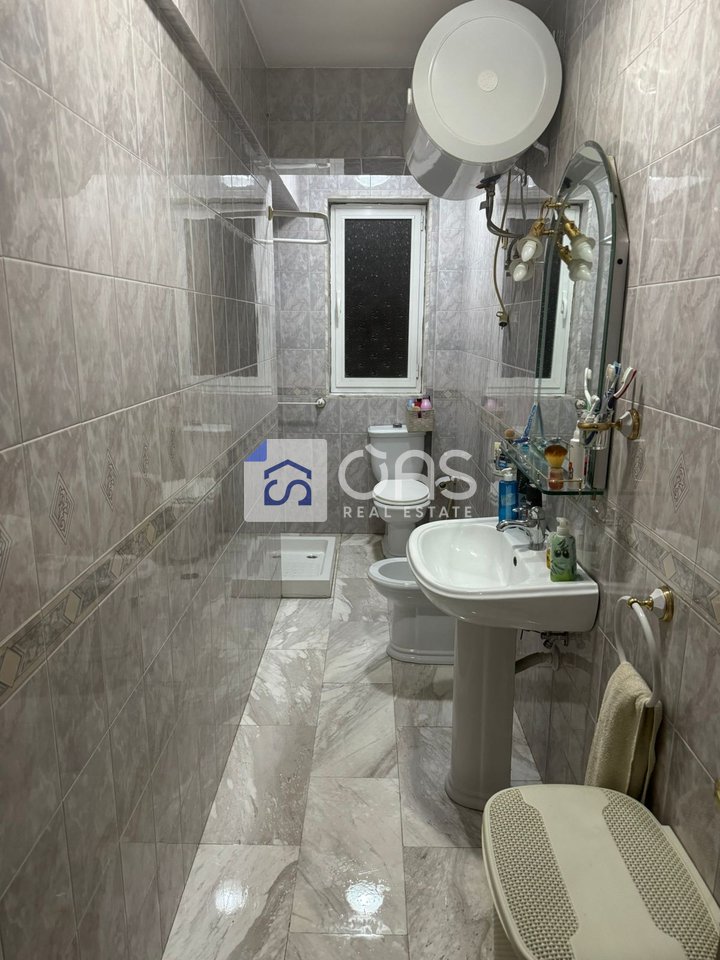 Appartamento 1+1 in Affitto allo Stadio Dinamo, Tirana - €600,00 | 70 m²