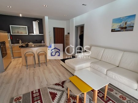 Si affitta appartamento 1+1 vicino allo stadio Air Albania.