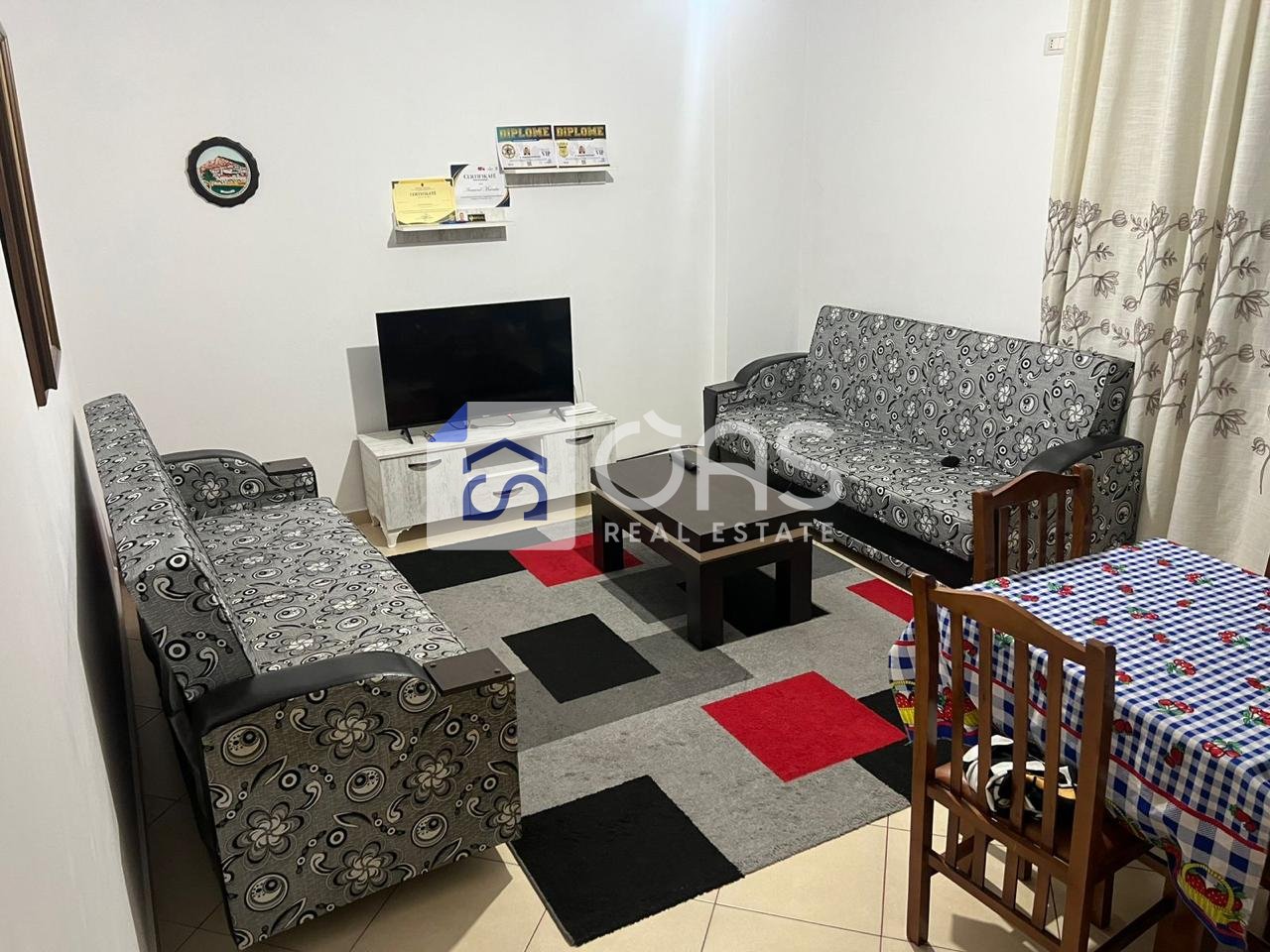 Apartament 1+1 Me Qira në Fresku, Tiranë - 400€ | 70 m²