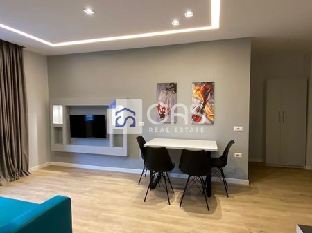 A 2+1 apartment is for rent near 21 Dhjetori.