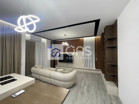 Apartament 2+1+2 Me Qira në Ish Dogana, Tiranë - 850€ | 108 m²