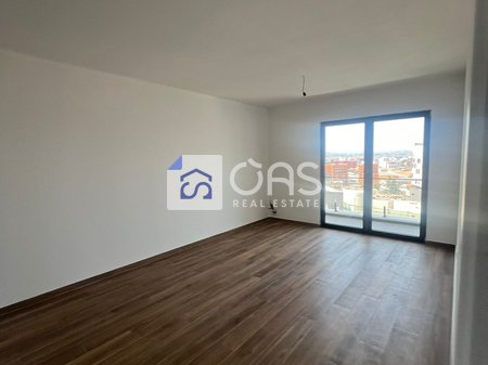 Jepet me qera apatament 2+1+2 tek Farmacia 10 (Kompleksi Arlis)