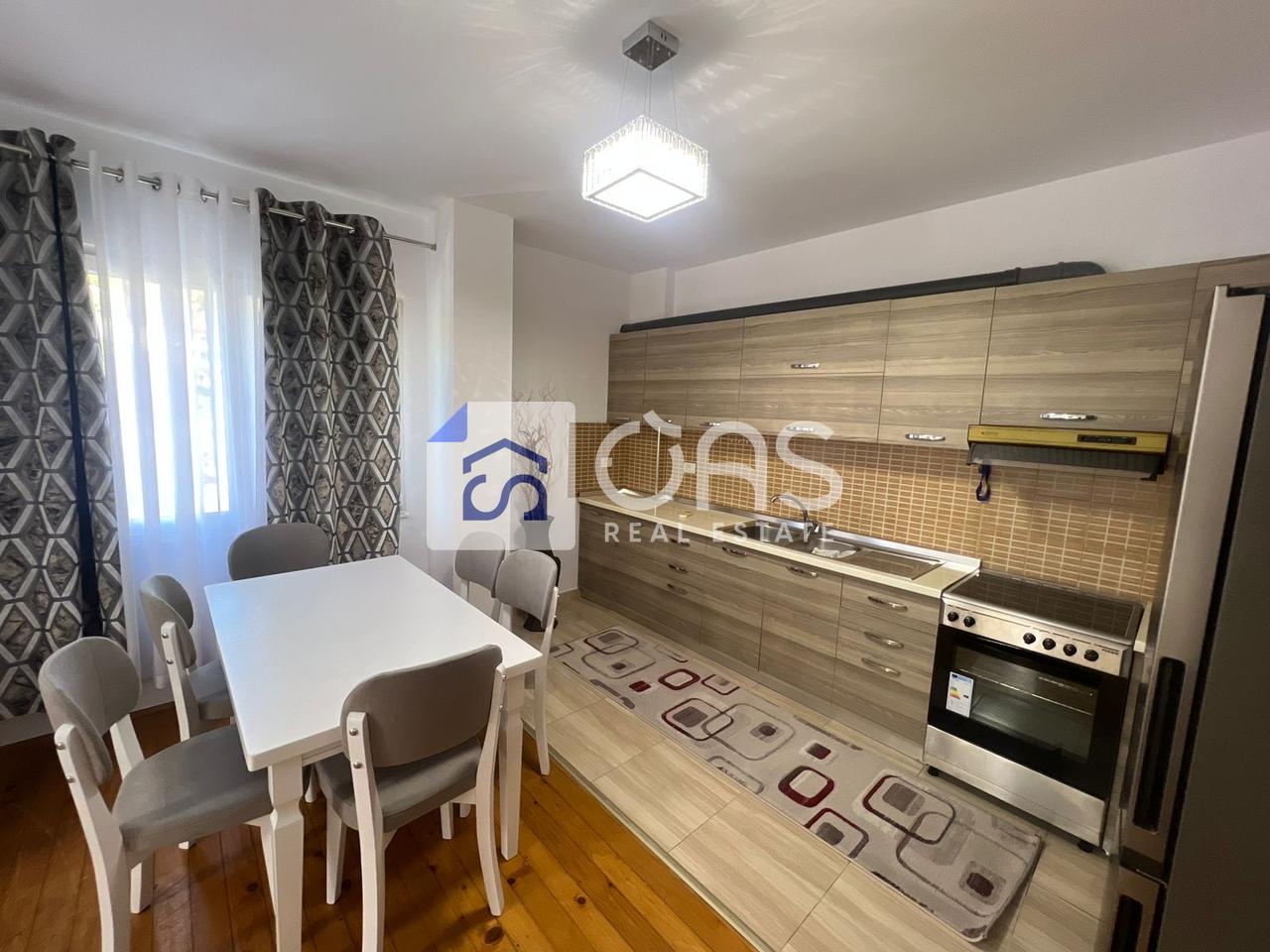 A 2+1+2 apartment is for rent in Fresk.