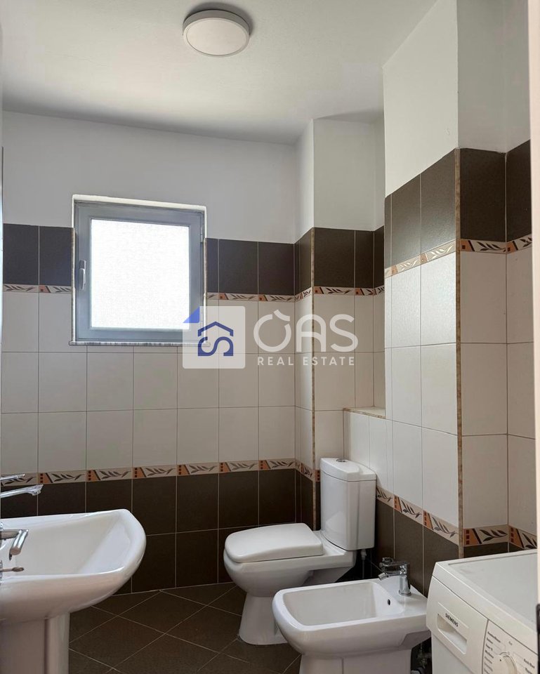 1+1 Apartment for Rent on Elbasan Street, Tirana - 450€ | 74 m²