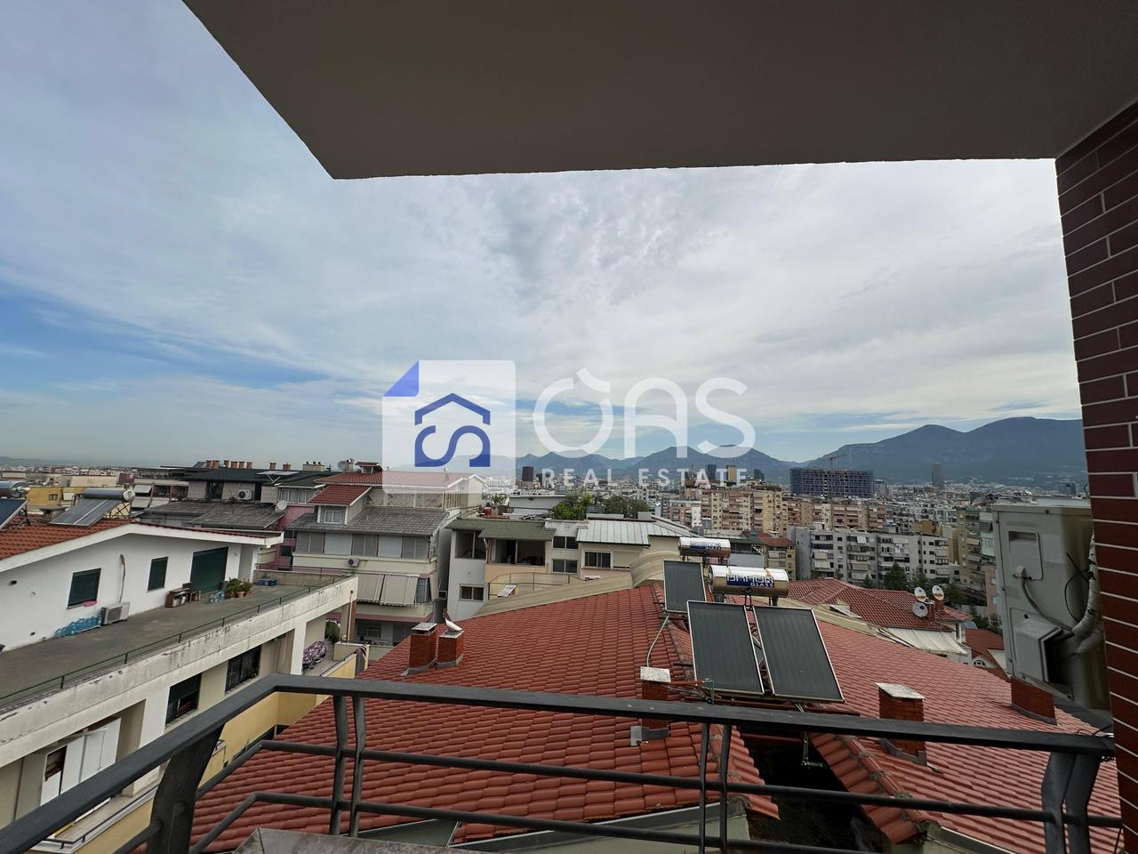 Apartament 2+1 Me Qira në Kopshtin Botanik Zoologjik, Tiranë - 700€ | 104 m²