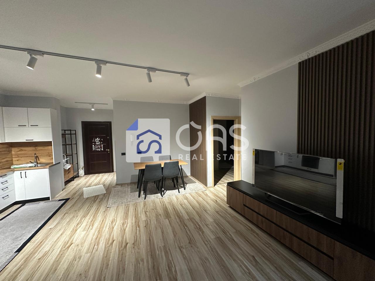 Apartament 2+1 Me Qira në Kopshtin Botanik Zoologjik, Tiranë - 700€ | 104 m²