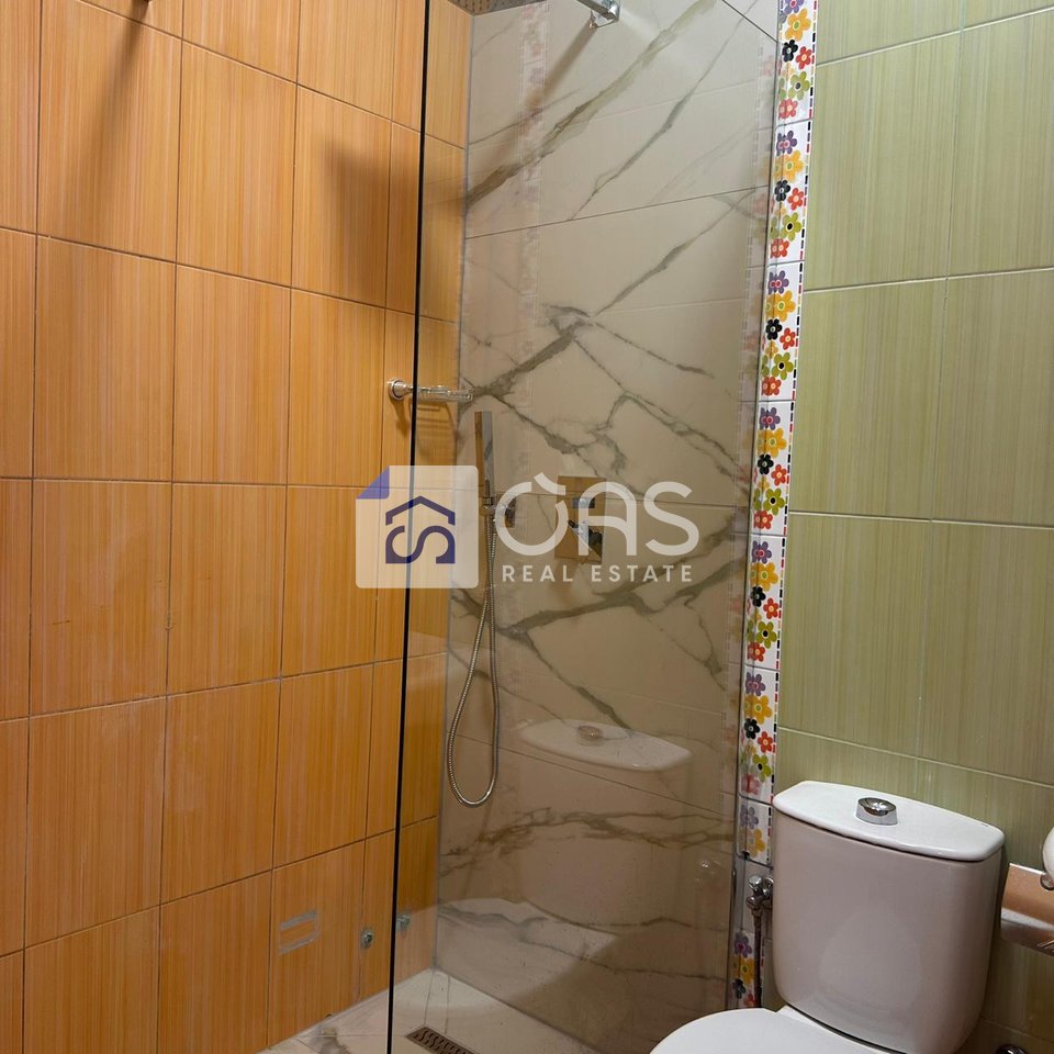 Jepet apartament 3+1+2+ verande  në Brryl, Tiranë - 700€ | 95 m²
