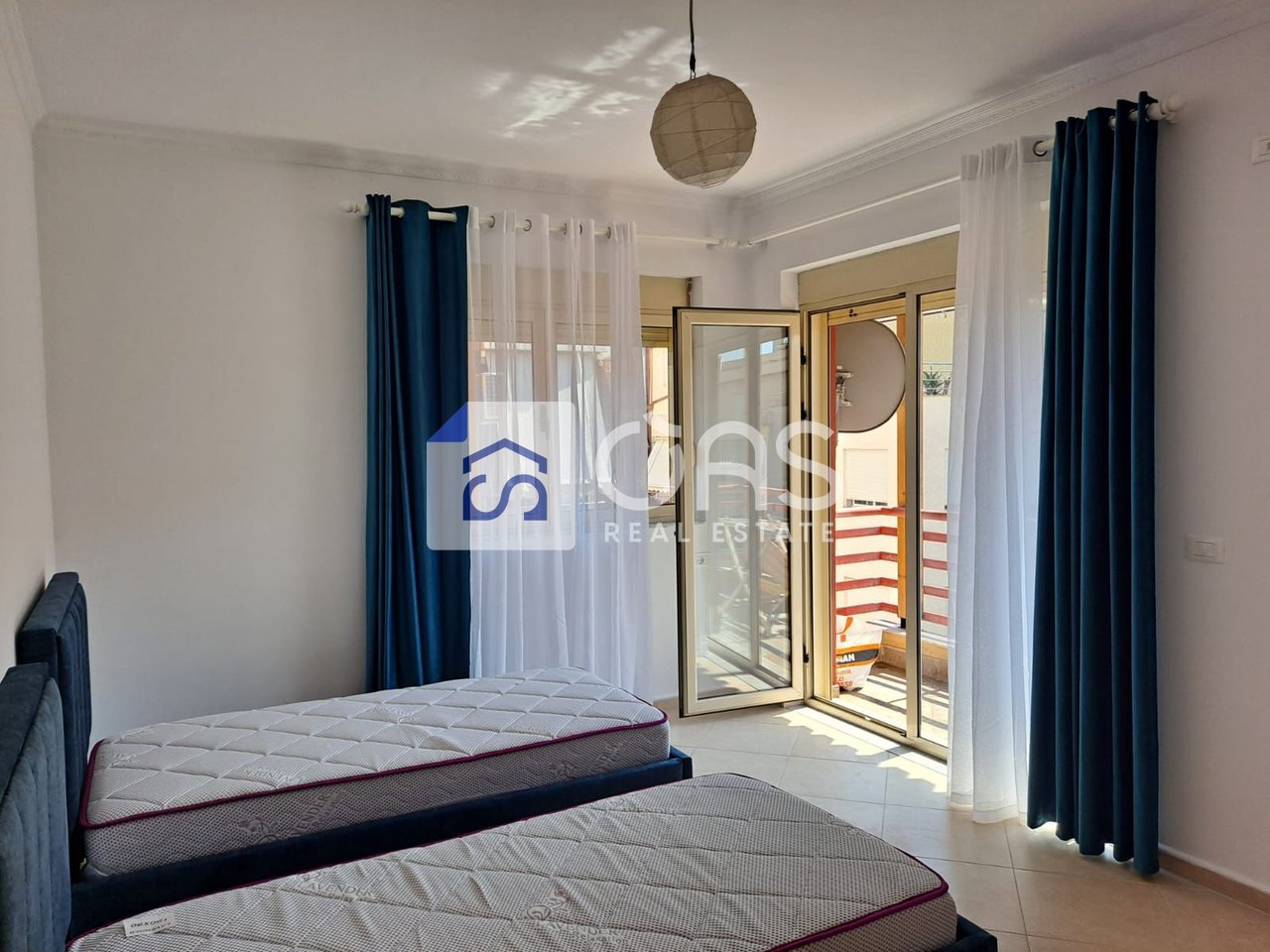 Apartament 2+1 Me Qira në Liqeni i Thatë, Tiranë - 1000€ | 110 m²