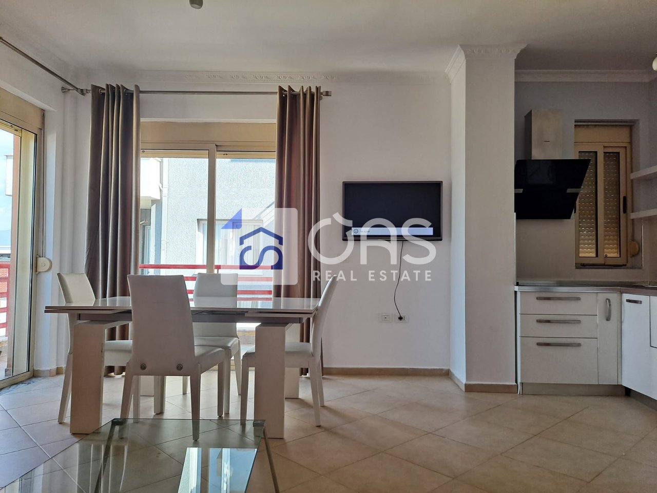 Apartament 2+1 Me Qira në Liqeni i Thatë, Tiranë - 1000€ | 110 m²