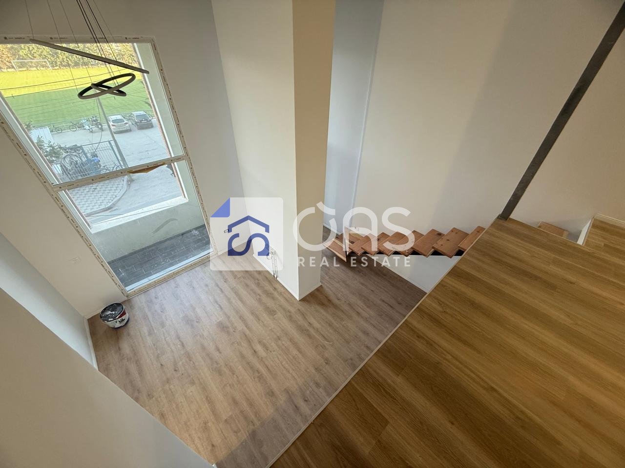 Affittasi Duplex, vicino ad Amerikan 3