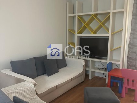Appartamento 2+1 in Affitto in Via dei Kosovari, Tirana - 700€ | 80 m²