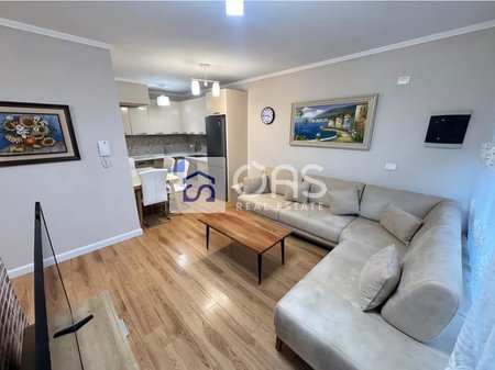 Jepet me qera Apartament Duplex 2+1+2 Tek Kodra e Diellit
