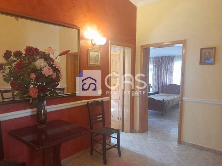 Affittasi casa 2+1 vicino a Komuna e Parisit