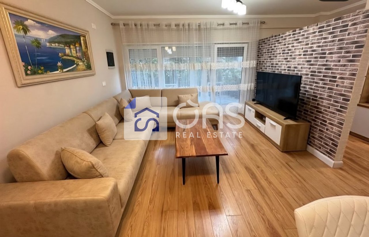 Affittasi appartamento duplex 2+1+1 a Kodra e Diellit 2