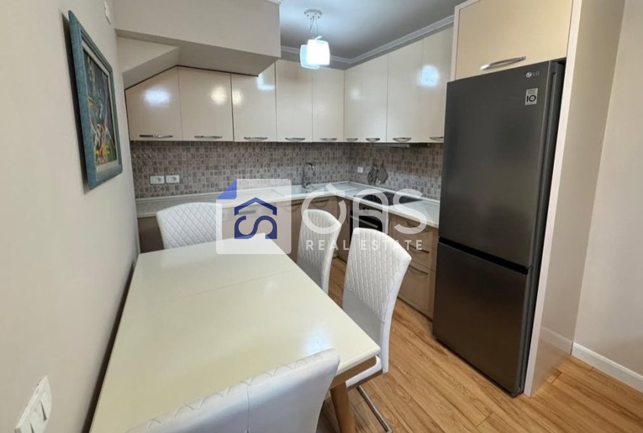 Affittasi appartamento duplex 2+1+1 a Kodra e Diellit 2