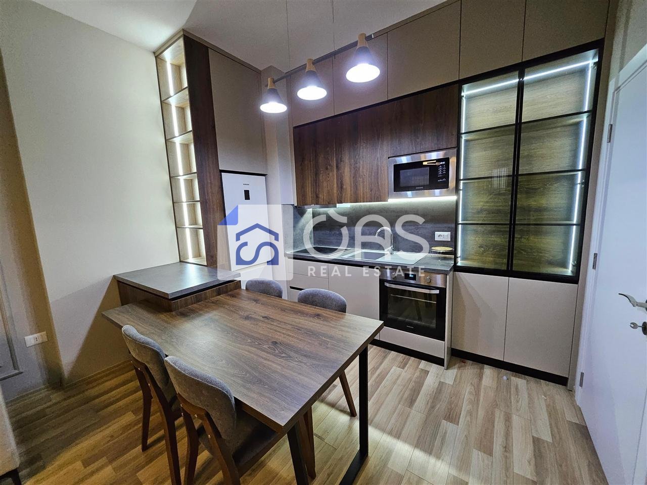 Affittasi appartamento 1+1 in via Kavajes Square21
