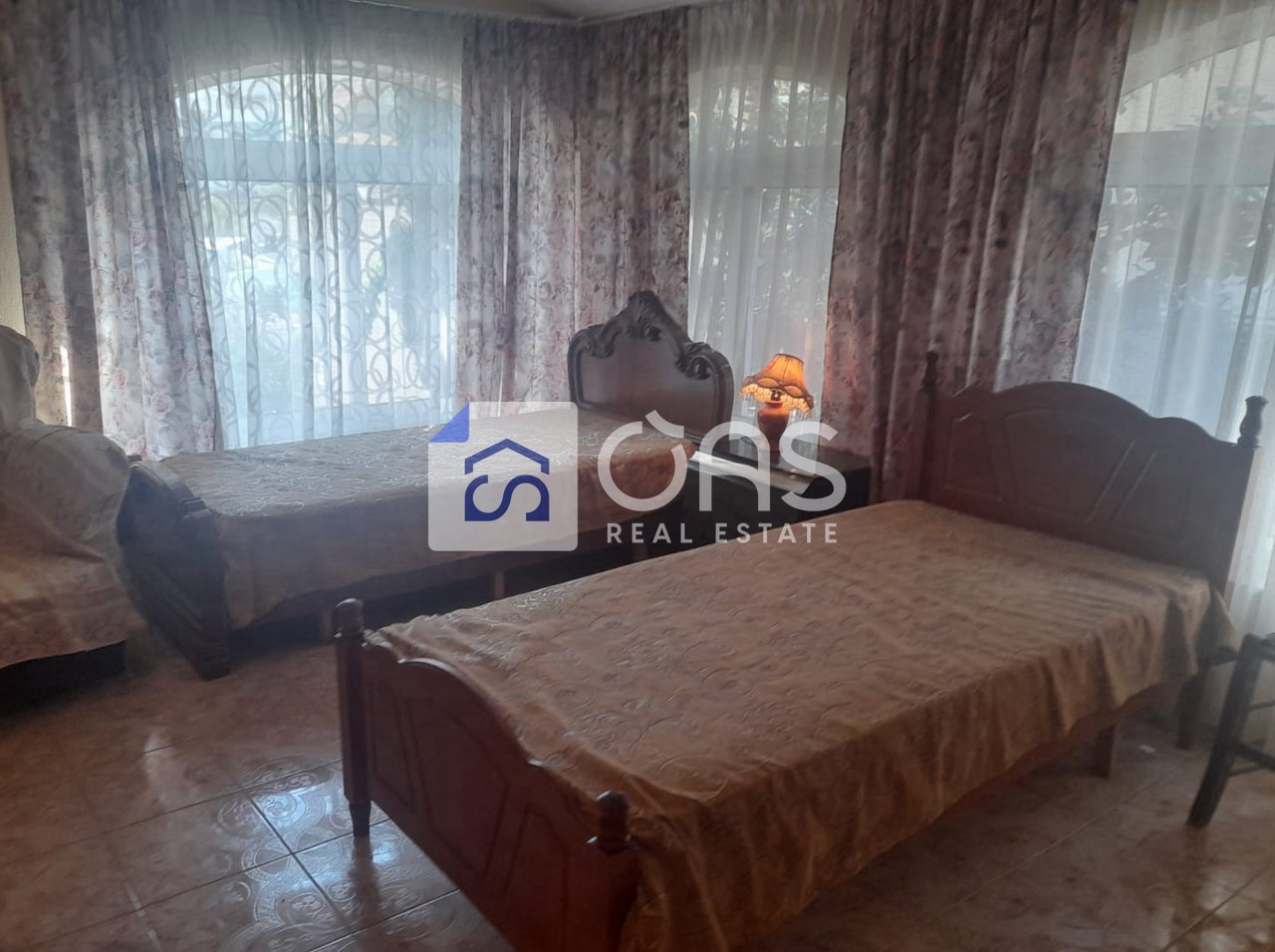 Affittasi casa 2+1 vicino a Komuna e Parisit