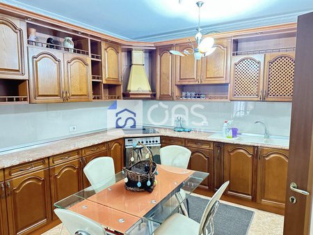 Apartament 2+2 Me Qira në Zogu i Zi, Tiranë - 700€ | 114 m²