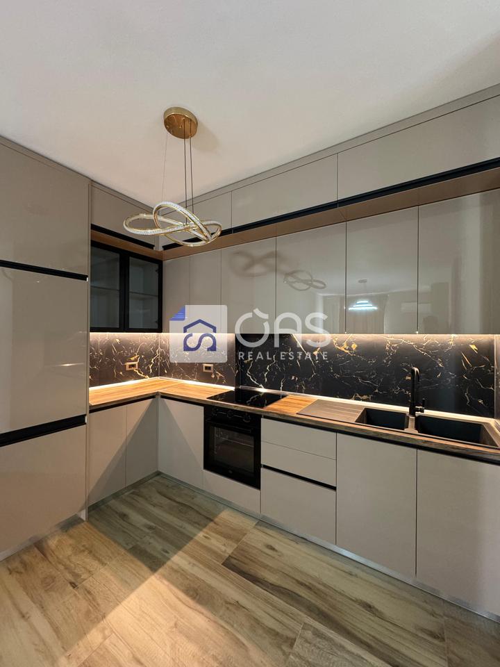 Apartament 1+1 Me Qira në Ish Parku, Tiranë - 600€ | 70 m²