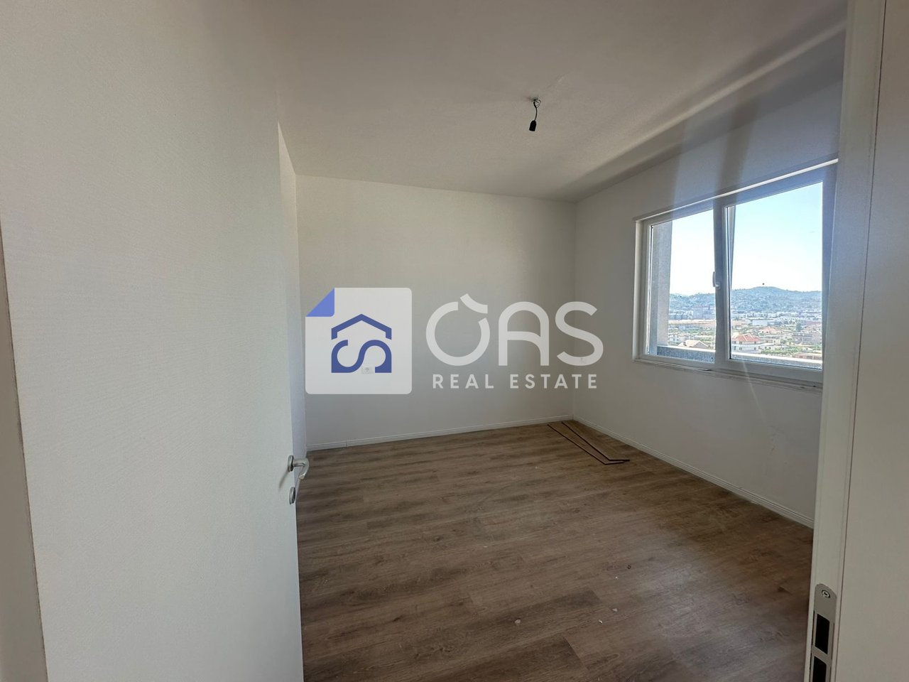 Jepet me qera Apartament 1+1 Tek Univers City