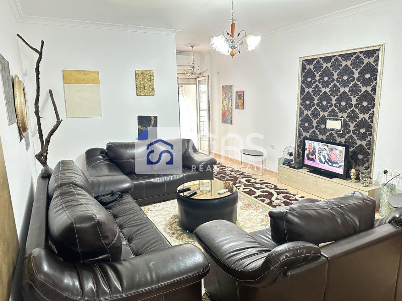 Apartament 2+2 Me Qira në Zogu i Zi, Tiranë - 700€ | 114 m²