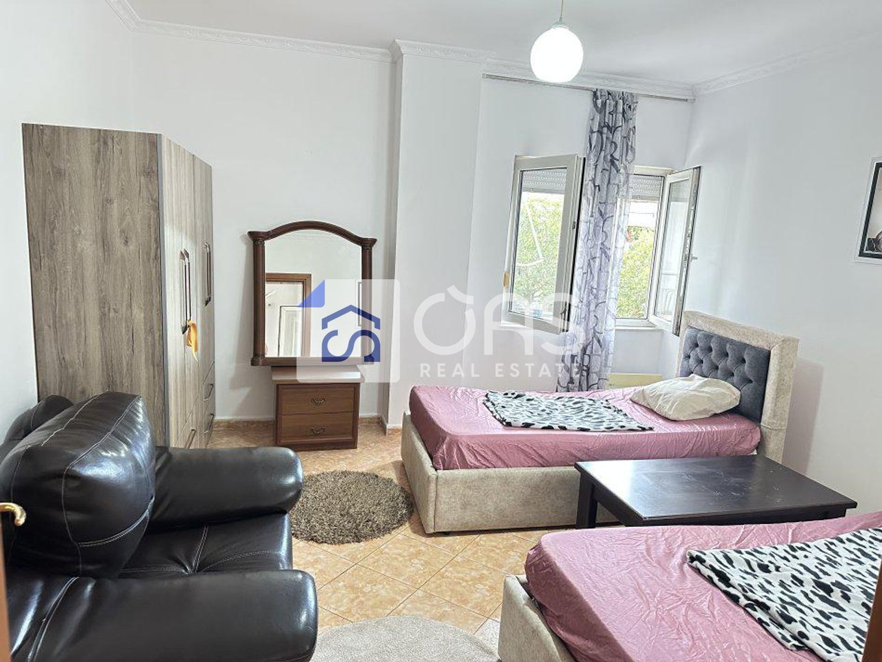 Apartament 2+2 Me Qira në Zogu i Zi, Tiranë - 700€ | 114 m²