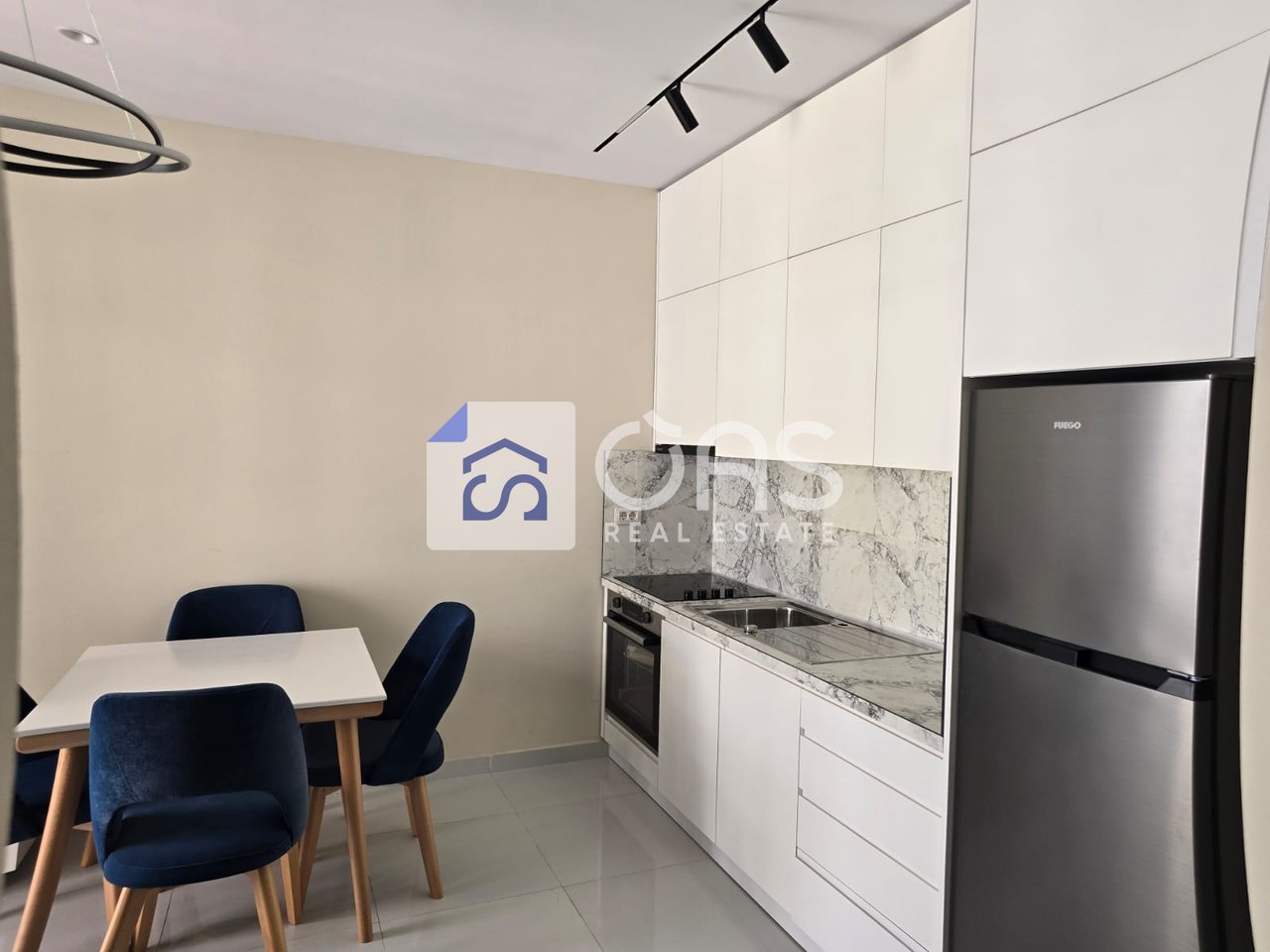 Jepet me qera apartament 1+1+Parkim tek Univers City.