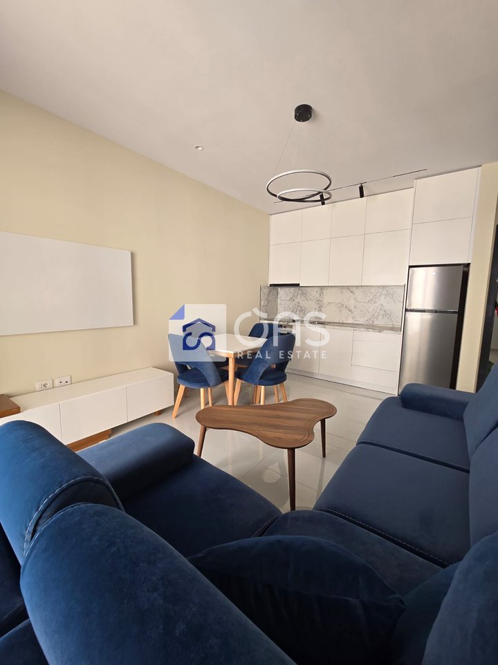 Jepet me qera apartament 1+1+Parkim tek Univers City.